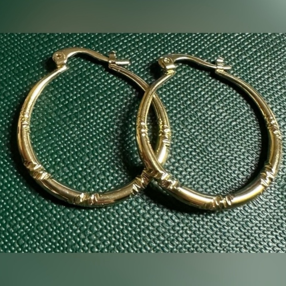 Neiman Marcus 18k Finish Gold Textured Hoop Earrings